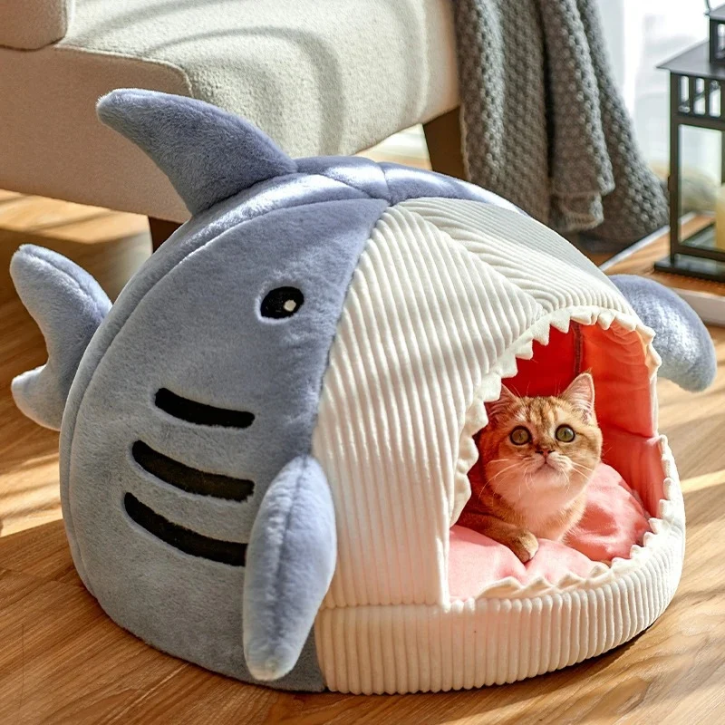 AquaPaw – Decorative Pet Bed with Shark Design - Image 5