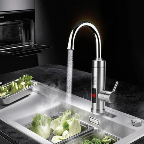 AquaSmart – Touchless kitchen faucet with sensor and water filtration - Image 3