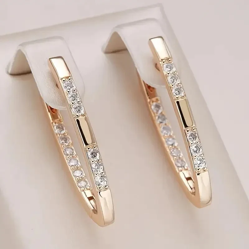 Ava – V-Shaped Earrings - Image 5