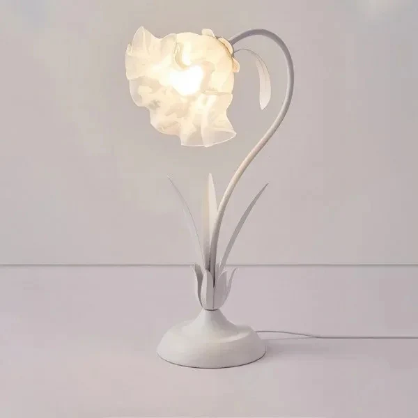 BloomGlow – Adjustable Flower Table Lamp for Decorative Lighting - Image 7