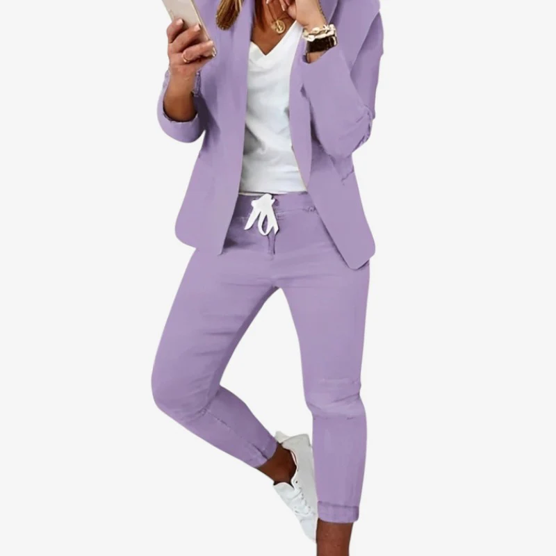Camila – Elegant Two-Piece Suit with Blazer and Fitted Trousers - Image 6