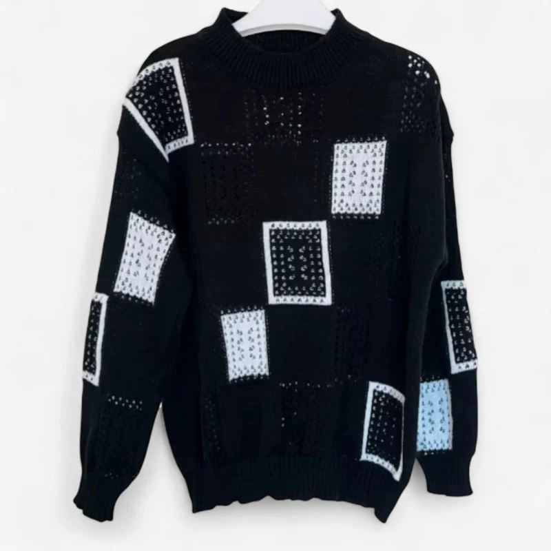 Claire – Loose-fitting sweater with all-over print and round neck - Image 2