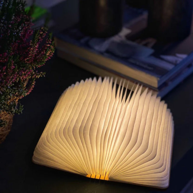 FlexiBook – Rechargeable LED book lamp with flexible adjustable design - Image 3