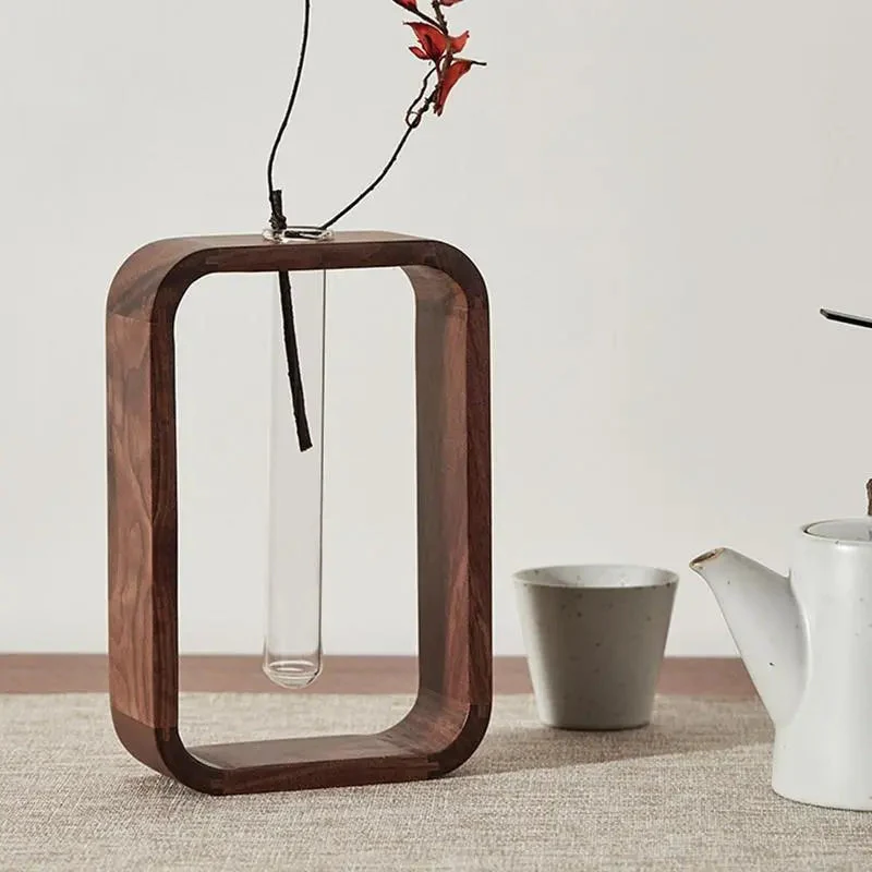 FloraClear – Transparent Desk Vase for Flowers - Image 3