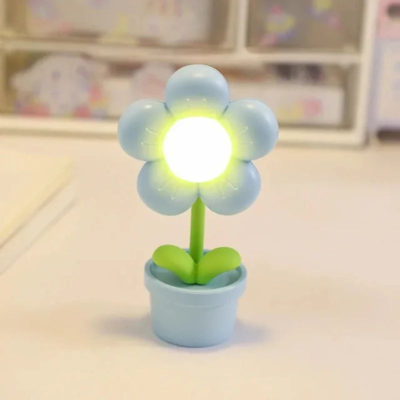 FloraGlow – Flower-shaped Table Lamp with Soft Light - Image 6