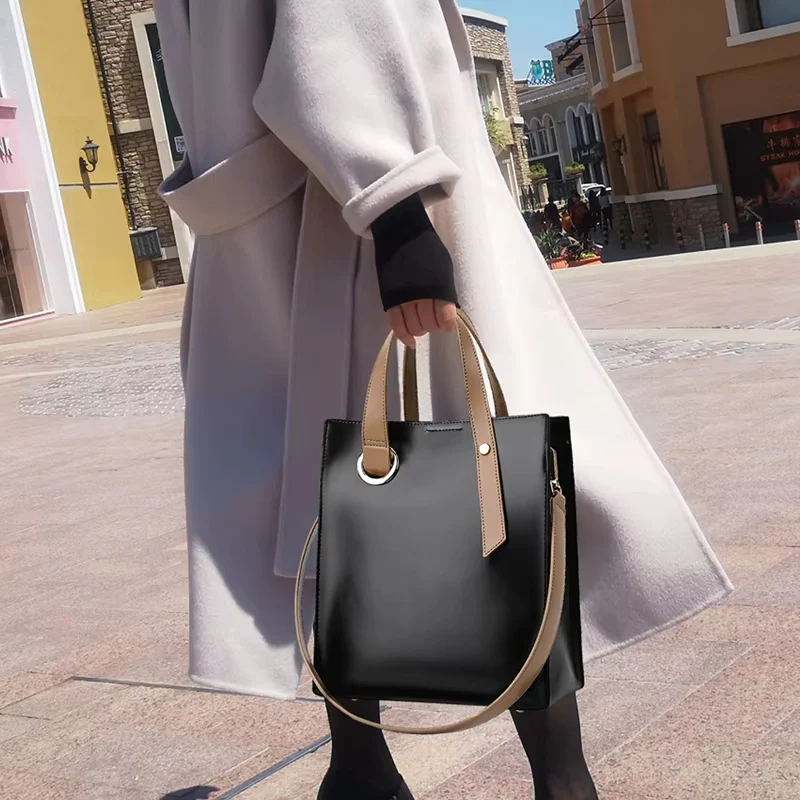 Hallie – Large Tote Bag with Adjustable Shoulder Strap & Handle - Image 3
