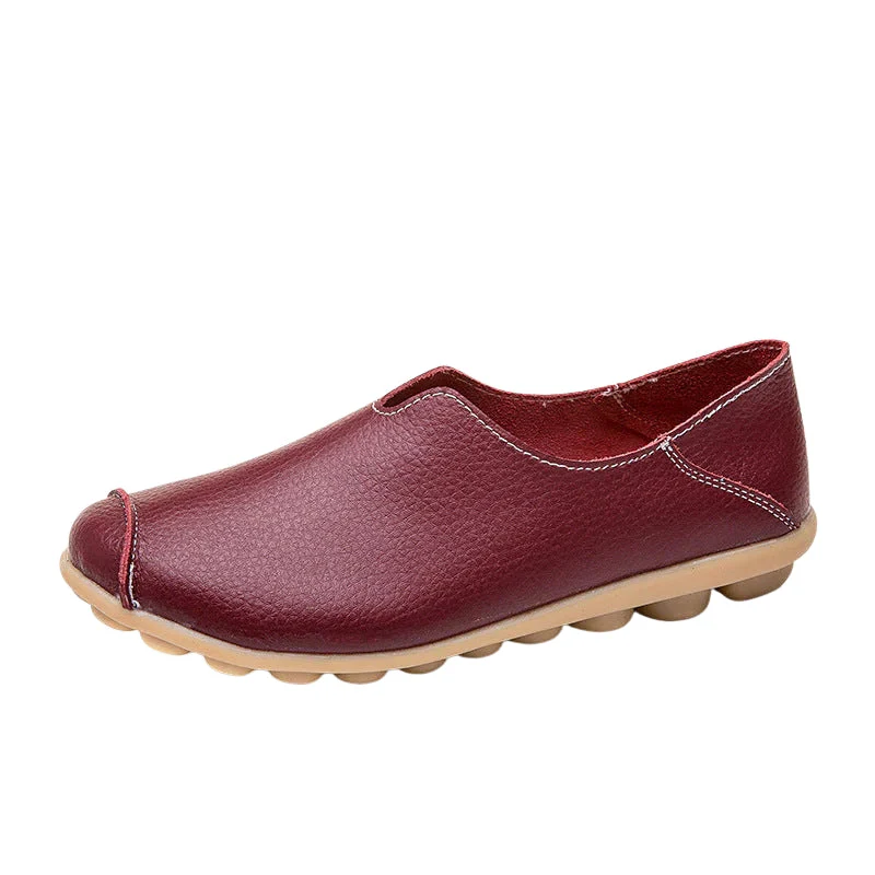 Julia – Slip-on Shoes with Round Toe & Durable Sole