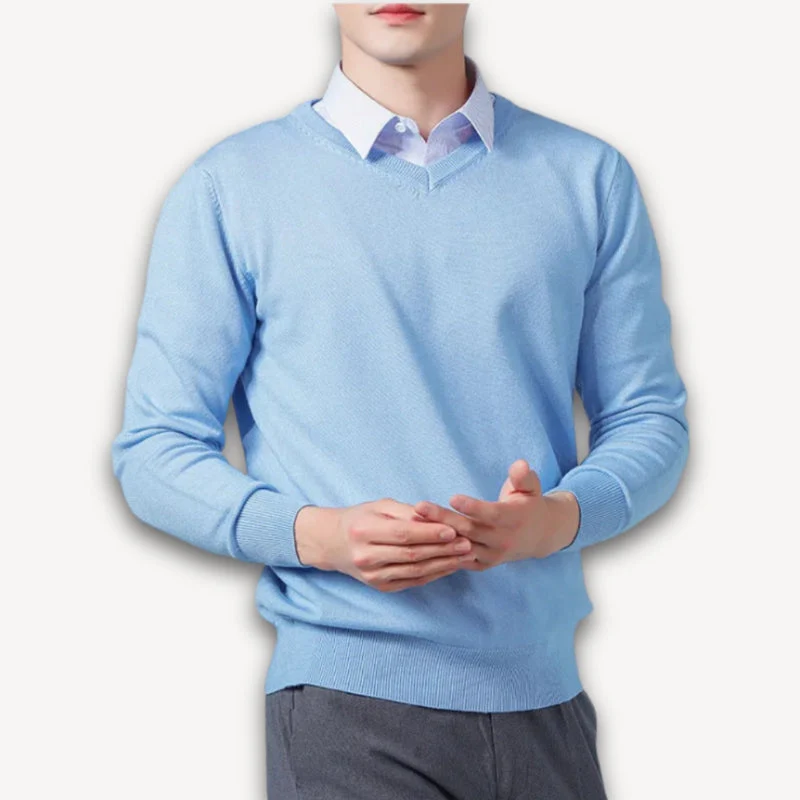 Leon – Cashmere Sweater with V-Neck and Long Sleeves - Image 10