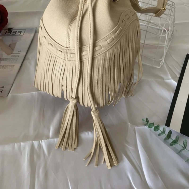 Lilah – Crossbody Bucket Bag with Adjustable Strap - Image 11