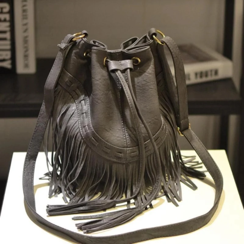 Lilah – Crossbody Bucket Bag with Adjustable Strap - Image 4
