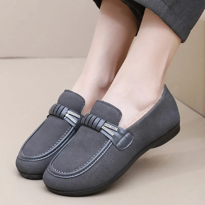 Lily – Round Toe Shoes with Anti-Slip Grip and Fur Design - Image 8