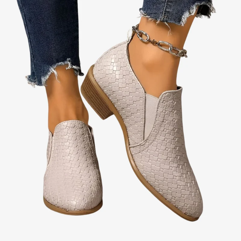 Luna – Women's Shoes with Round Toe & Zigzag Pattern - Image 2