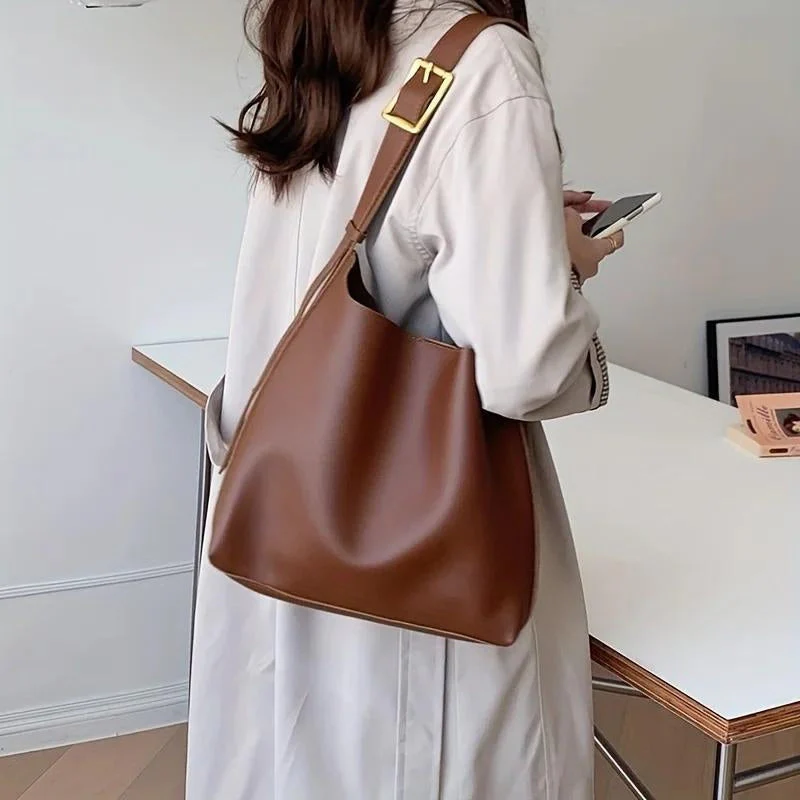 Malina – Large Capacity Shoulder Bag + Adjustable Straps - Image 5