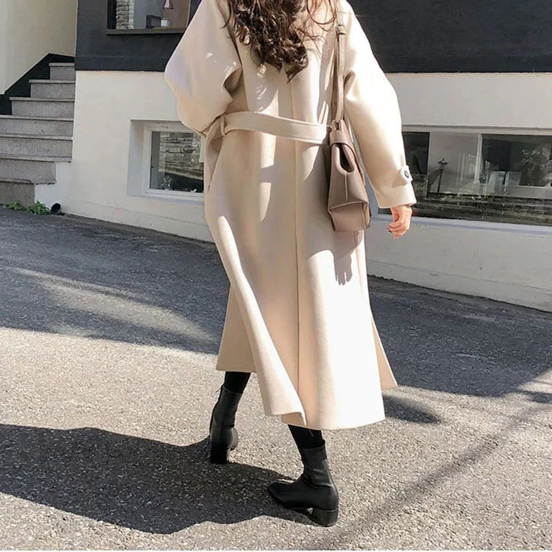Mary – Trench coat with belt & button-down fastening with long sleeves - Image 4