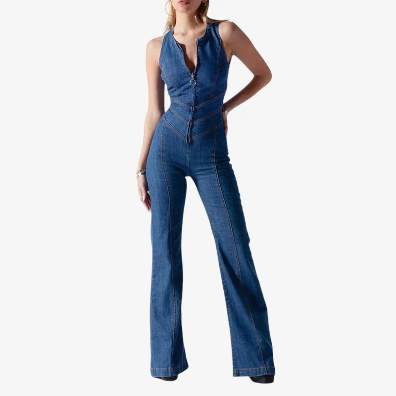 Maya – Sleeveless, fitted jumpsuit with a sweetheart neckline