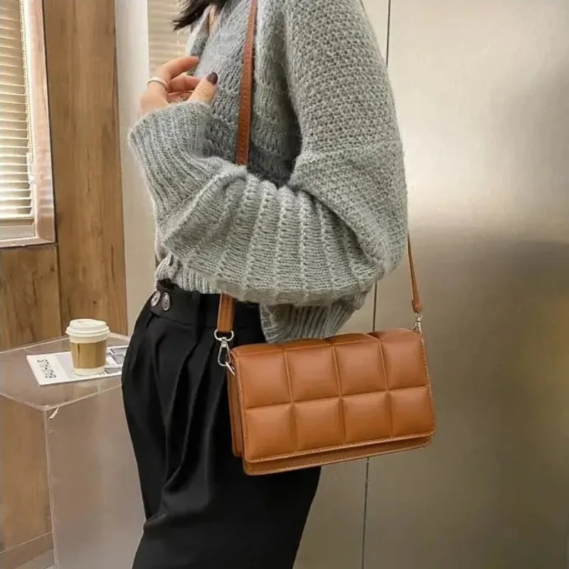 Melina – Large Capacity Shoulder Bag - Image 8