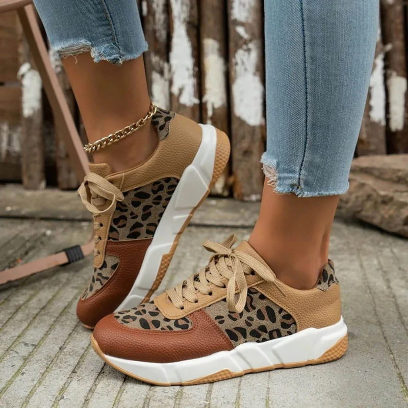Mia – Round Toe Boots with Leopard Print and Adjustable Laces - Image 4
