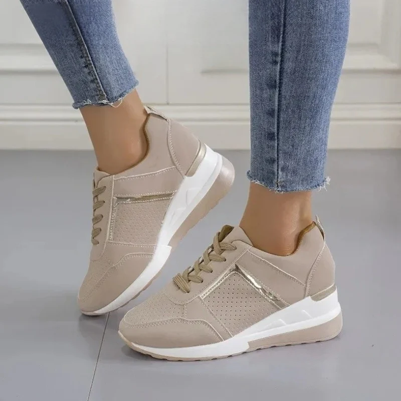 Nina – Round Toe Boots with adjustable laces and a breathable design - Image 6