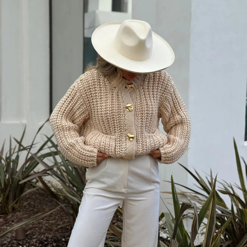 Olivia – Long Sleeve Sweater with Button Closure and Pockets - Image 3