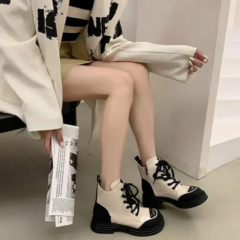 Ruby – Boots with Adjustable Laces and Round Toe - Image 5