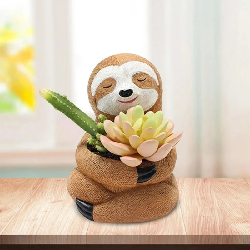 WildBloom – Decorative Flower Pot with Animal-Inspired Design - Image 3