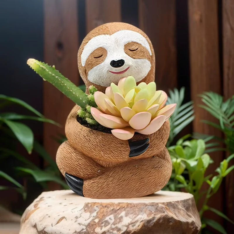 WildBloom – Decorative Flower Pot with Animal-Inspired Design - Image 4